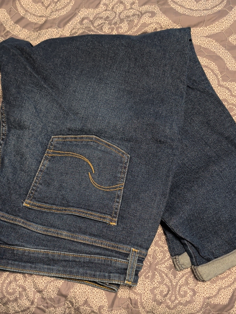 Women's plus size dark Boyfriend Jeans